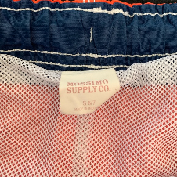 boys swim trunks - Picture 4 of 5